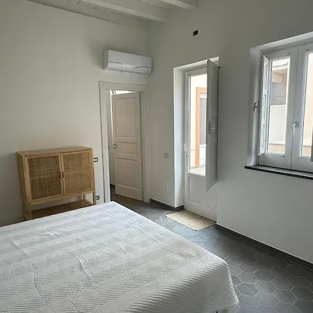 Sparanello Apartment *